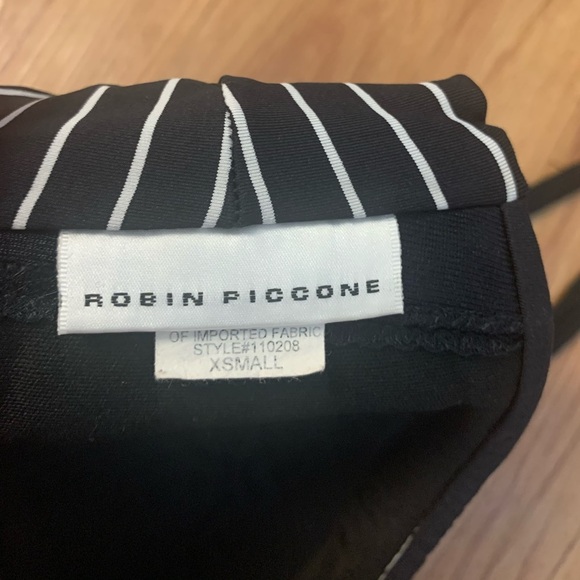 Robin Piccone Black & White Bandeau Bikini Top - Picture 3 of 5